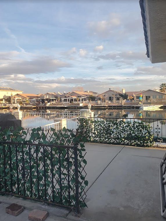 Lakeside Serenity Sunset Retreat Private Home for Rent in Helendale